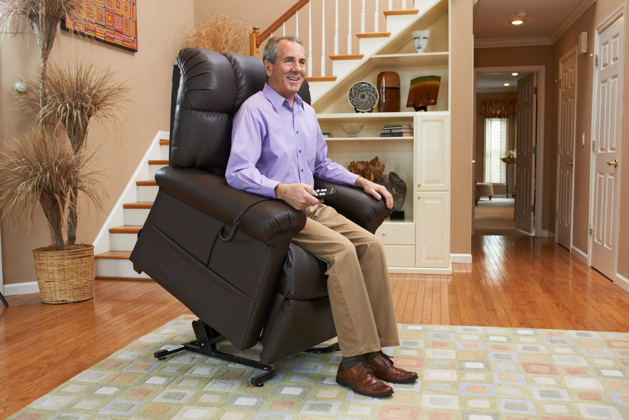 phoenix cloud lift chair recliner